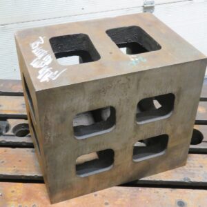 400mm x 355mm x 300mm Cast Iron Cube Milling Drills Weight 130kg AP185